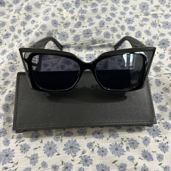 Saint Laurent Black Ysl Logo Sunglasses - Picture 1 of 7